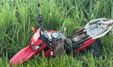 Motociclista fica gravemente ferido após colisão com caminhão na PR-180, em Nova Aurora