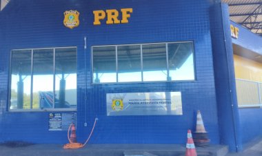 Carreta tomba na BR-277 em Nova Laranjeiras e deixa vítima em estado grave
