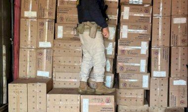 PRF apreende caminhão com 300 mil maços de cigarros contrabandeados em Marechal Rondon