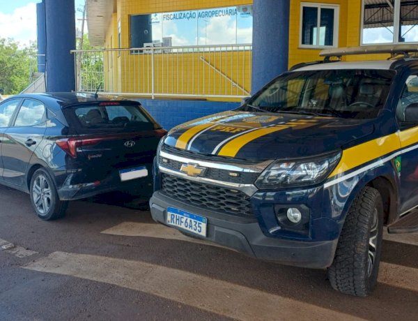 PRF recupera veículo furtado e prende dois homens durante fiscalização na BR-163, em Guaíra