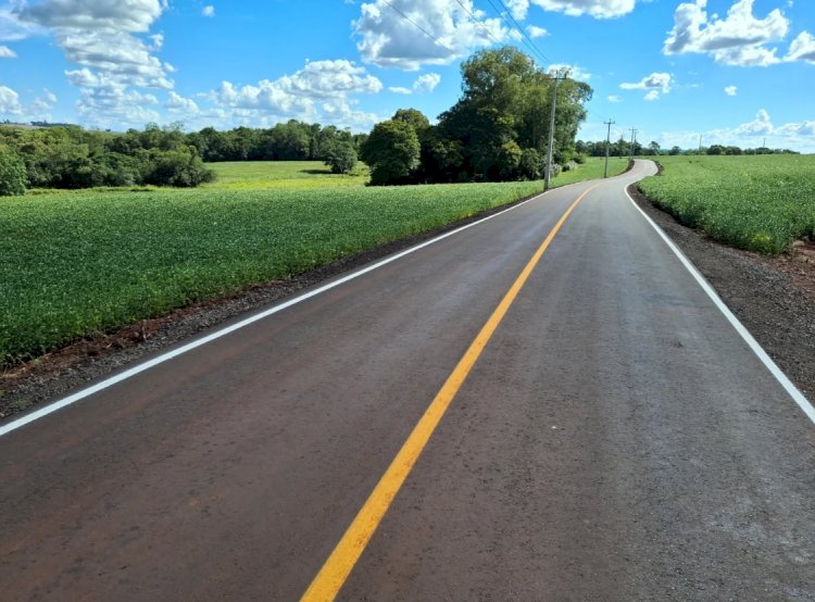 Prefeitura entrega oficialmente obras de asfaltamento na Linha Campos Sales