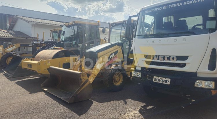 Administração de Terra Roxa entrega novos maquinários para o distrito de Santa Rita do Oeste