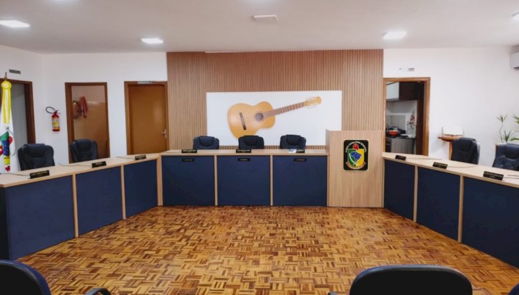 Justiça Eleitoral cassa mandatos de sete vereadores por abuso de poder econômico em Francisco Alves