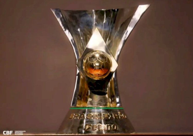 Palmeiras vence clássico e segue na liderança; Vasco encara o Santos nesta quinta