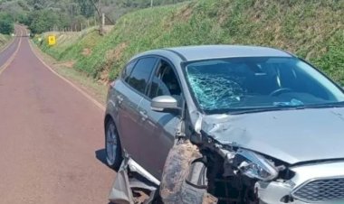 Dois veículos do mesmo modelo de Marechal Cândido Rondon se envolvem em acidente no mesmo dia