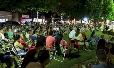 Emoção e encantamento marcaram a noite de domingo (30) no Natal da Família de Nova Santa Rosa