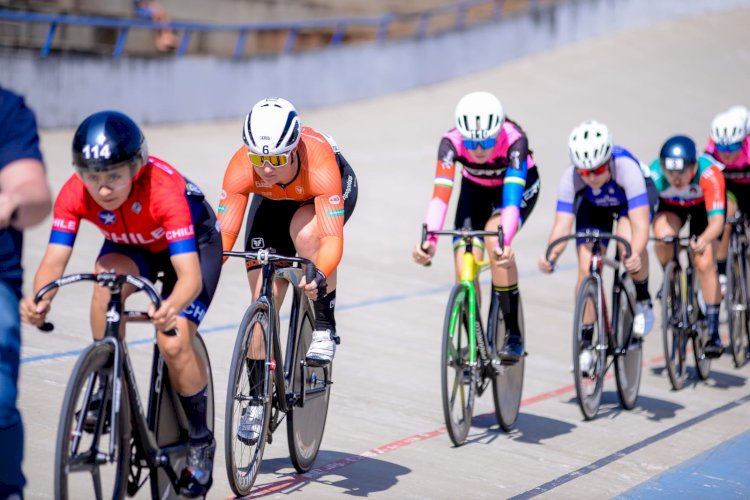 Maria Tereza Müller enche o pescoço de medalhas na Taça Brasil de Pista 2025