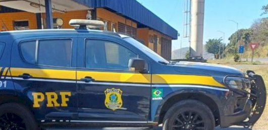 PRF apreende 600 mil maços de cigarros na BR-163, em Marechal Cândido Rondon (PR)