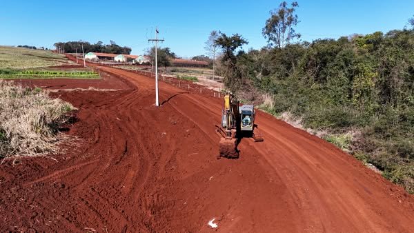 Marechal Candido Rondon: Estrada entre Esquina Guaíra e Linha Guavirá passa por readequação