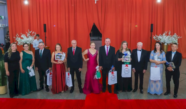 Delci Muller e Elton Becker são eleitos Miss e Mister 3ª Idade