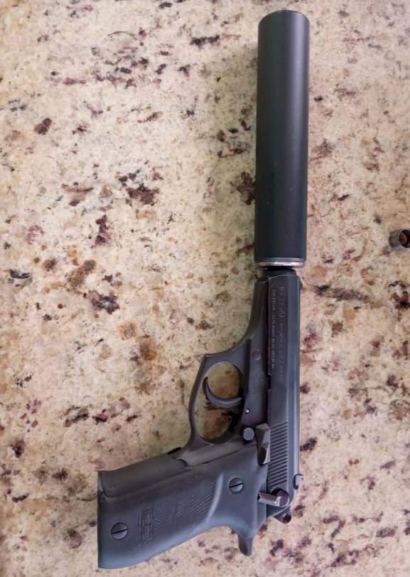 PRF apreende caminhão com drogas, armas e bloqueador de sinal em Ubiratã