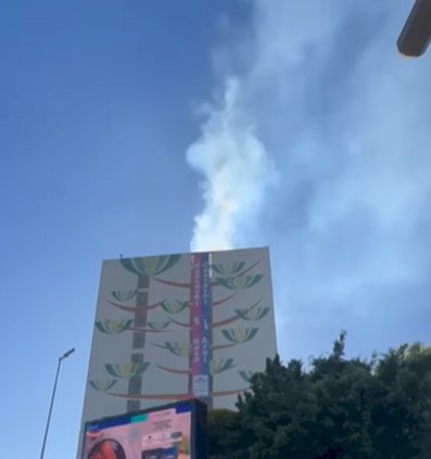 OUTRO INCÊNDIO NO TERREO DO EDIFÍCIO EM CASCAVEL HOJE(20)