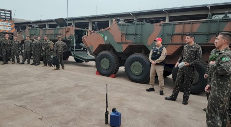Polícia Rodoviária realiza escolta do Exército Brasileiro entre Cascavel e São Miguel do Iguaçu