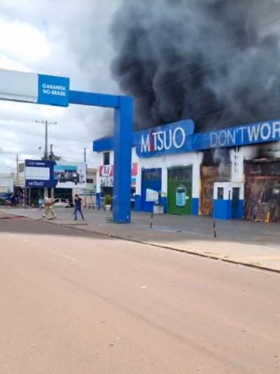Incêndio em Salto Del Guairá agora