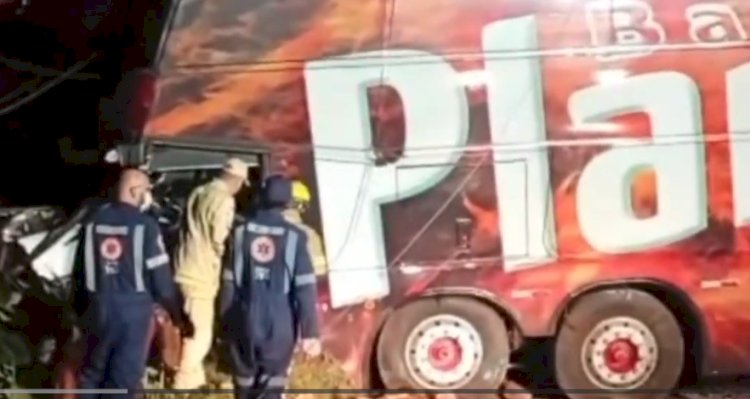 Grave acidente  com ônibus de Banda de Santa Catarina  deixa um morto e vários feridos em Pato Branco